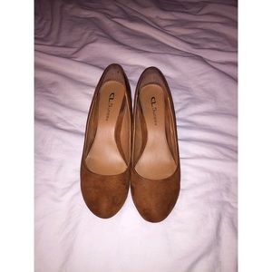 Chinese Laundry Wedges